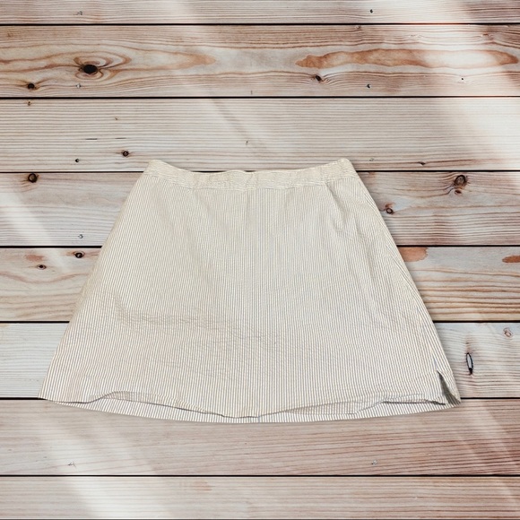 Vineyard Vines Pants - Vineyard Vines 100% Cotton Skort with Shorts Blue and White Stripped size 10